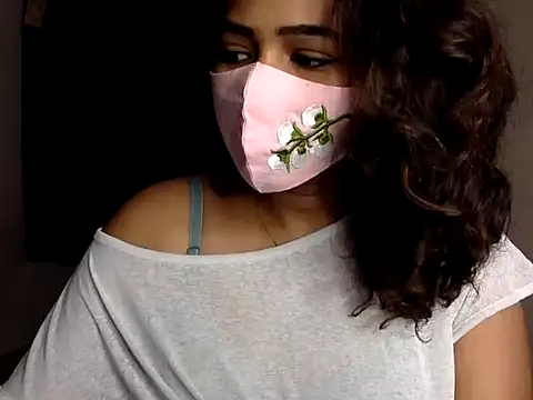 Nisha-moon online show from 3, 7, 2026