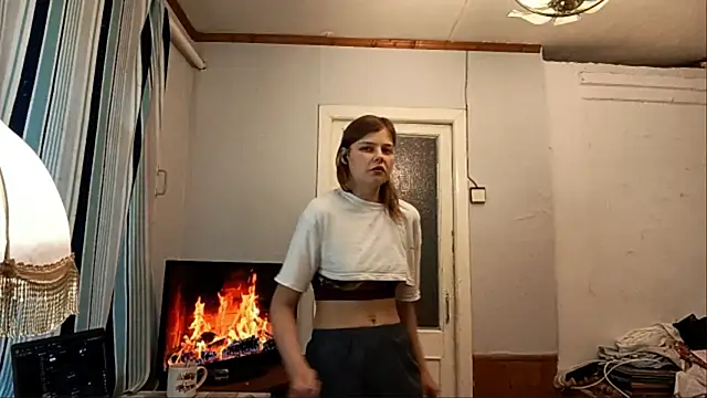 Snapshot of SonyaElliston chatting on 10, 6, 2026 SonyaElliston online show from 10, 6, 2026