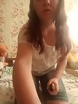 KellyCarter  online show from 9, 6, 2026