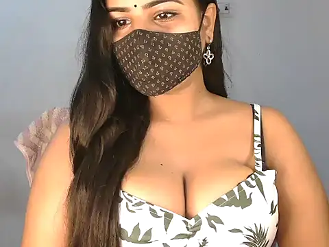 Curvy Deepa online show from 24, 6, 2026