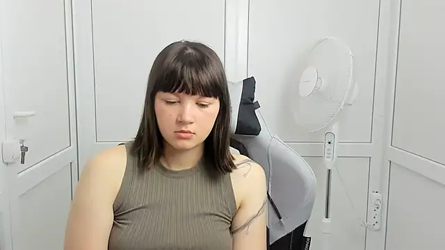 Vanilla Vixen online show from 6, 6, 2026