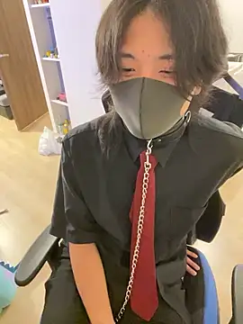 Snapshot of Natsu_x_ chatting on 10, 6, 2026 Natsu x online show from 10, 6, 2026