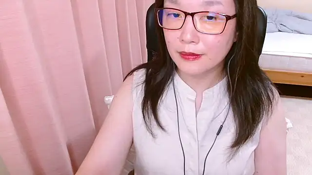 Snapshot of LENA-xo chatting on 25, 7, 2026 LENA-xo online show from 25, 7, 2026