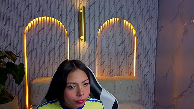 Snapshot of samantha_tx_ chatting on 18, 6, 2026 samantha tx online show from 18, 6, 2026