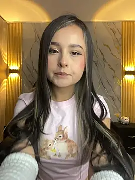 Snapshot of Tinakitten chatting on 7, 6, 2026 Tinakitten online show from 7, 6, 2026
