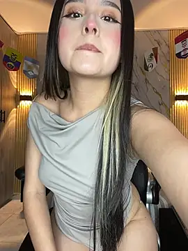 Snapshot of Tinakitten chatting on 15, 7, 2026 Tinakitten online show from 15, 7, 2026