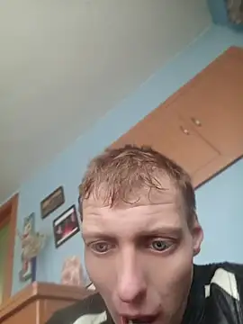 Snapshot of RubberFetischem chatting on 15, 3, 2026 RubberFetischem online show from 15, 3, 2026