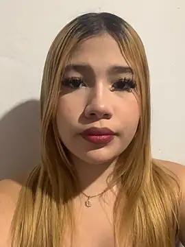 Snapshot of zury_cute1 chatting on 23, 6, 2026 zury cute1 online show from 23, 6, 2026