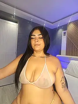 Snapshot of inaya_khalifaa chatting on 26, 6, 2026 inaya khalifaa online show from 26, 6, 2026
