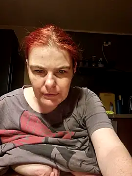 GoldenWifee online show from 10, 7, 2026