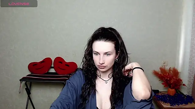 Snapshot of LilithRivi chatting on 10, 6, 2026 LilithRivi online show from 10, 6, 2026