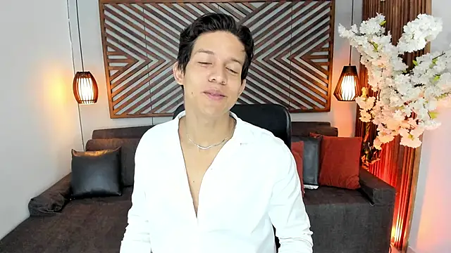 Snapshot of LevinFox chatting on 16, 6, 2026 LevinFox online show from 16, 6, 2026
