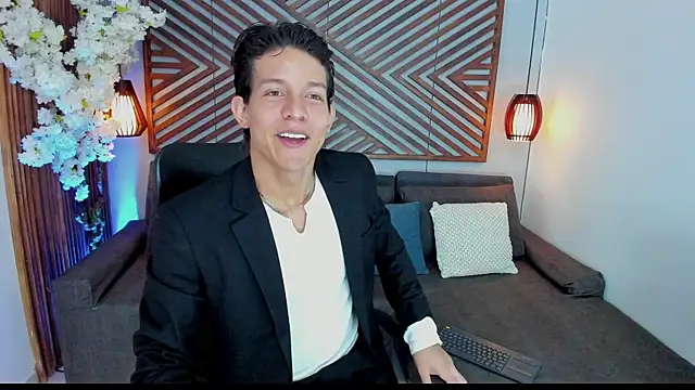 Snapshot of LevinFox chatting on 17, 7, 2026 LevinFox online show from 17, 7, 2026