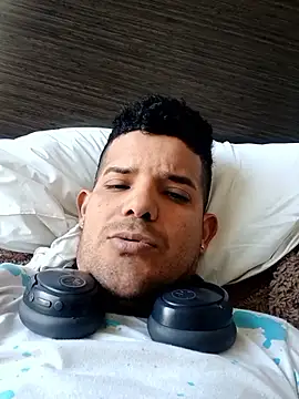 carlos0204 online show from 8, 6, 2026