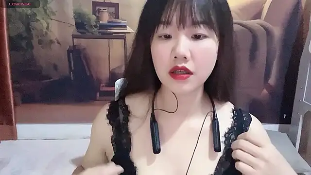 Snapshot of G-nuonuo chatting on 4, 7, 2026 G-nuonuo online show from 4, 7, 2026