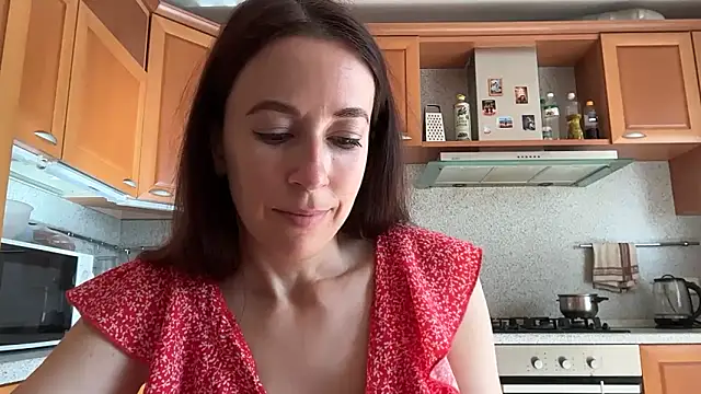Flamingo Queen online show from 21, 6, 2026