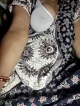 Snapshot of Sexy-Bhabi69 chatting on 21, 6, 2026 Sexy-Bhabi69 online show from 21, 6, 2026