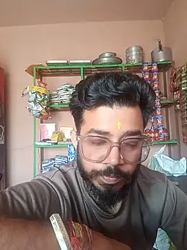 Snapshot of Desindianbull69 chatting on 12, 6, 2026 Desindianbull69 online show from 12, 6, 2026