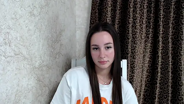 Snapshot of Tina_tin85 chatting on 3, 8, 2026 Tina tin85 online show from 3, 8, 2026