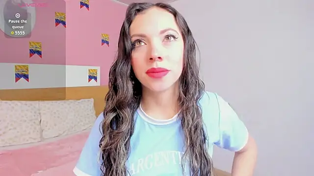 AshleyBenoitt online show from 11, 7, 2026