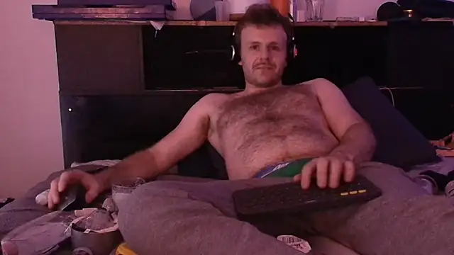 Snapshot of kinkyboipig chatting on 11, 6, 2026 kinkyboipig online show from 11, 6, 2026