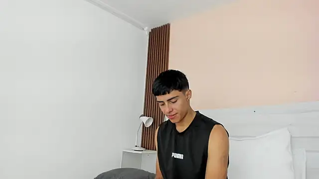 Snapshot of Bruno_fox chatting on 25, 7, 2026 Bruno fox online show from 25, 7, 2026