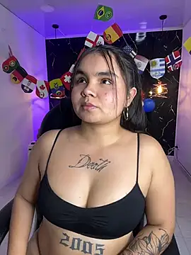 Snapshot of TifanyRoseX chatting on 6, 7, 2026 TifanyRoseX online show from 6, 7, 2026