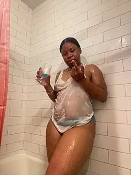 Snapshot of CurvyBabe1989 chatting on 12, 6, 2026 CurvyBabe1989 online show from 12, 6, 2026