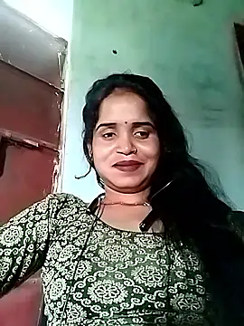 Snapshot of Cut_simran56 chatting on 15, 6, 2026 Cut simran56 online show from 15, 6, 2026