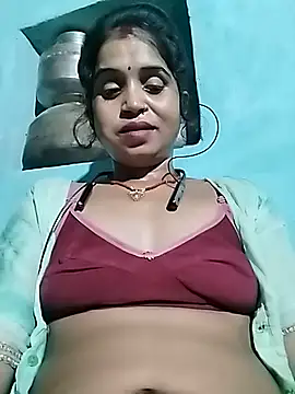Snapshot of Cut_simran56 chatting on 5, 7, 2026 Cut simran56 online show from 5, 7, 2026