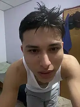 Snapshot of Antoni150906 chatting on 25, 6, 2026 Antoni150906 online show from 25, 6, 2026