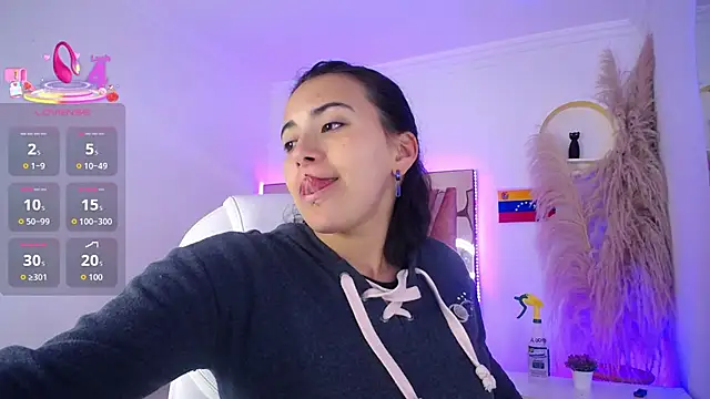 Snapshot of Camiila__1 chatting on 24, 7, 2026 Camiila 1 online show from 24, 7, 2026