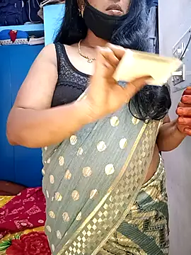 Snapshot of tamil_sarah chatting on 10, 7, 2026 tamil sarah online show from 10, 7, 2026