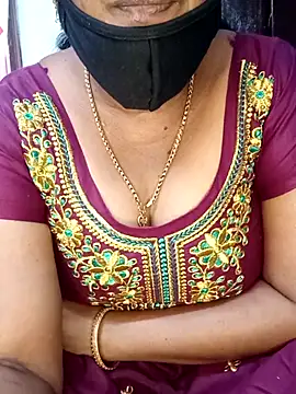 Snapshot of tamil_sarah chatting on 16, 7, 2026 tamil sarah online show from 16, 7, 2026