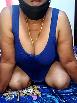 Snapshot of tamil_sarah chatting on 17, 7, 2026 tamil sarah online show from 17, 7, 2026