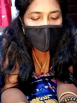 Snapshot of tamil_sarah chatting on 17, 7, 2026 tamil sarah online show from 17, 7, 2026