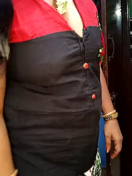 Snapshot of tamil_sarah chatting on 21, 7, 2026 tamil sarah online show from 21, 7, 2026