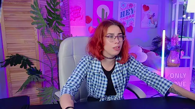 Snapshot of SeraphineDuskryn chatting on 23, 7, 2026 SeraphineDuskryn online show from 23, 7, 2026