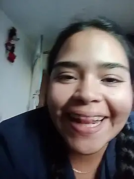 Snapshot of Violett_Cinnamon chatting on 28, 7, 2026 Violett Cinnamon online show from 28, 7, 2026