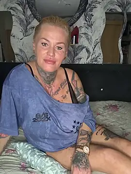 Snapshot of InkedMissLaBaehm chatting on 30, 6, 2026 InkedMissLaBaehm online show from 30, 6, 2026