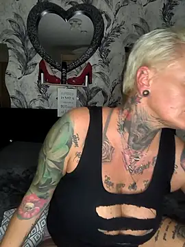 Snapshot of InkedMissLaBaehm chatting on 9, 7, 2026 InkedMissLaBaehm online show from 9, 7, 2026