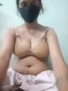 Snapshot of bharti_2 chatting on 18, 6, 2026 bharti 2 online show from 18, 6, 2026