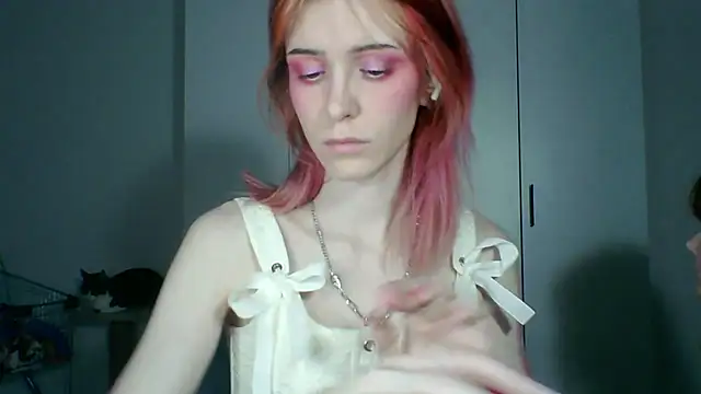 Snapshot of KayleneWesterberg chatting on 29, 6, 2026 KayleneWesterberg online show from 29, 6, 2026