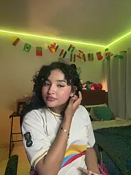 Snapshot of maryale01 chatting on 13, 6, 2026 maryale01 online show from 13, 6, 2026