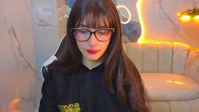 Snapshot of Lily_Tx chatting on 18, 6, 2026 Lily Tx online show from 18, 6, 2026