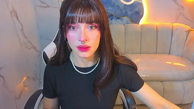 Snapshot of Lily_Tx chatting on 20, 6, 2026 Lily Tx online show from 20, 6, 2026