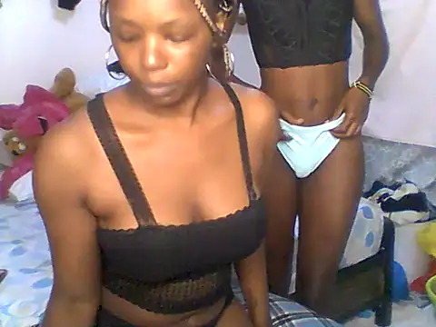 Snapshot of Ladysweetness23 chatting on 30, 6, 2026 Ladysweetness23 online show from 30, 6, 2026