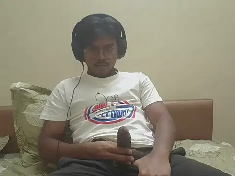 Snapshot of shady093 chatting on 22, 6, 2026 shady093 online show from 22, 6, 2026