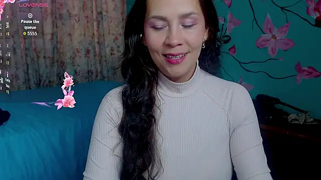 Snapshot of solhime chatting on 9, 7, 2026 solhime online show from 9, 7, 2026
