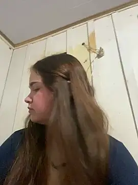 Snapshot of bella__hott chatting on 20, 6, 2026 bella hott online show from 20, 6, 2026